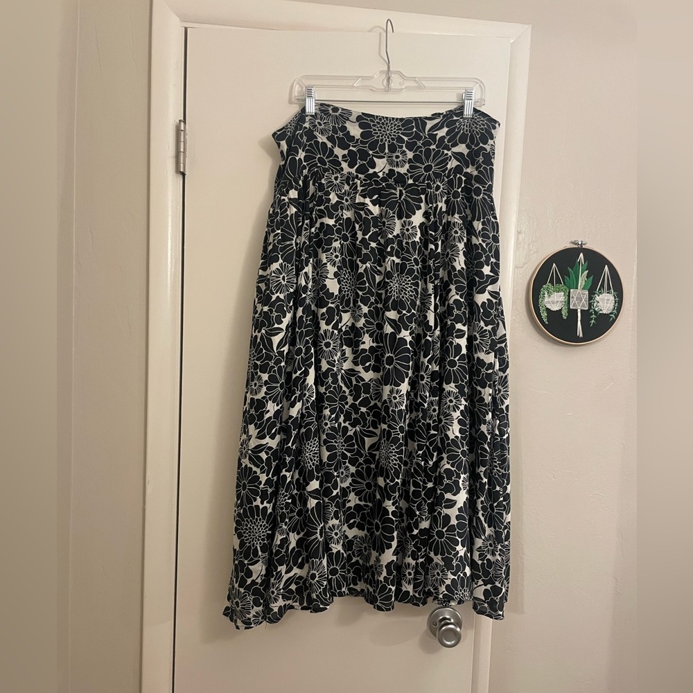 Gorgeous floral Anthropologie maxi skirt